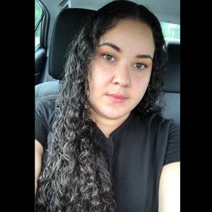 Meet your Posher, Brooke